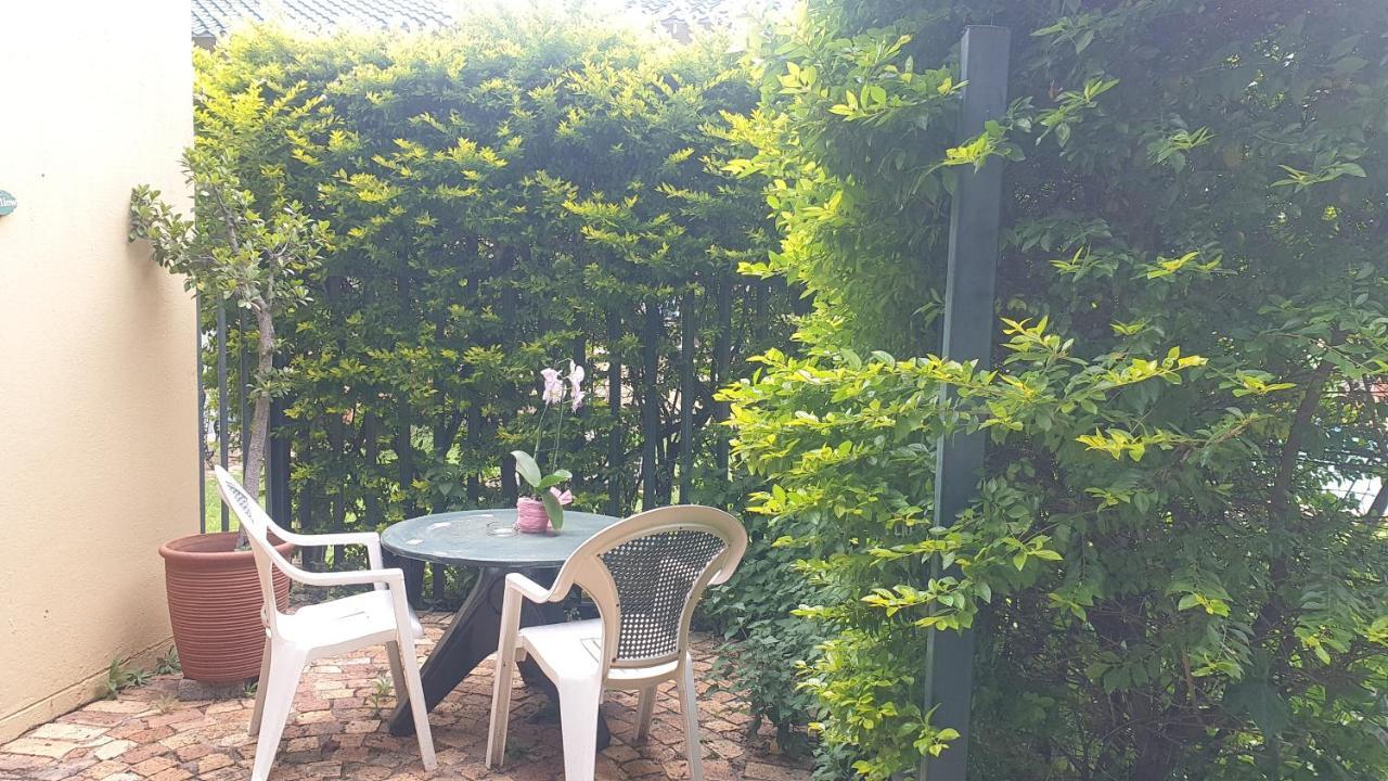 Matina Guest House 约翰内斯堡 外观 照片