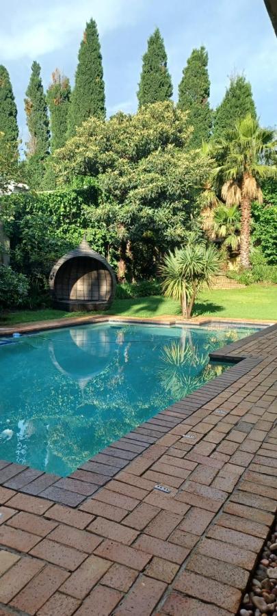Matina Guest House 约翰内斯堡 外观 照片